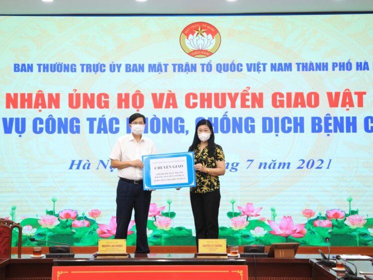 Hà Nội tiếp nhận hơn 1,6 tỷ đồng ủng hộ phòng, chống dịch Covid-19
