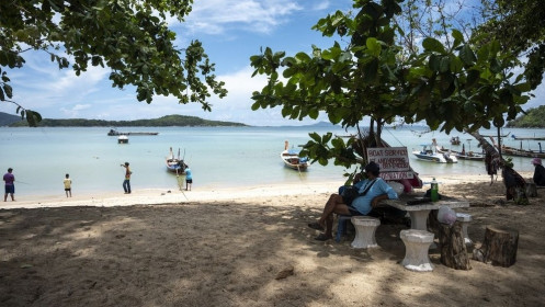 Đảo Phuket ở Thái Lan lại có nguy cơ phải đóng vì Covid-19