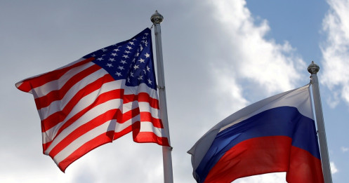 Bộ Ngoại giao Mỹ cho thôi việc gần 200 nhân viên người Nga