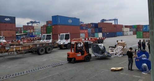 Cảng Cát Lái tạm ngưng tiếp nhận nhiều loại hàng vì hàng tồn tăng
