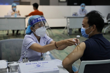 Việt Nam sẽ nghiên cứu vaccine Covid-19 tiêm cho trẻ từ 12 đến 18 tuổi