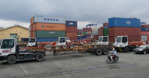 Hàng hoá đang tồn ở cảng Cát Lái lên tới gần 107.000 teu