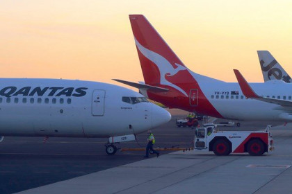 Qantas cắt giảm 2.500 việc làm khi biến thể Delta lây lan mạnh