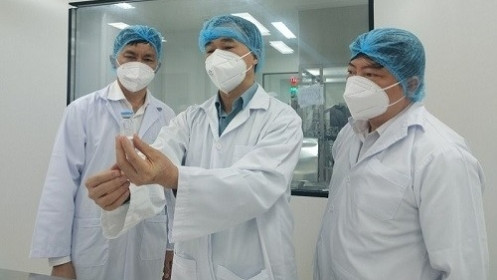 Việt Nam sẽ nghiên cứu vắc xin Covid-19 cho trẻ từ 12 đến 18 tuổi