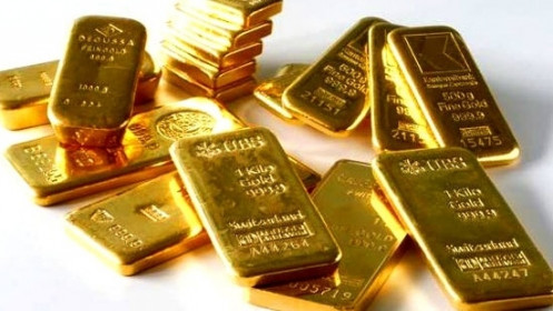 Giá vàng hôm nay 3/8: Vàng trong nước rơi về sát mốc 57 triệu đồng/lượng