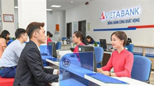 Bán cổ phiếu trong phiên giảm sàn, Rạng Đông rời ghế cổ đông lớn của Viet A Bank