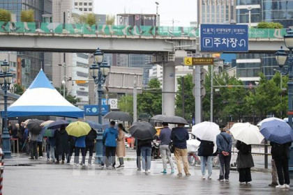 Hàn Quốc duy trì các quy định giãn cách xã hội nghiêm ngặt thêm 2  tuần
