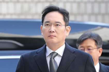 “Người thừa kế” Samsung được ân xá