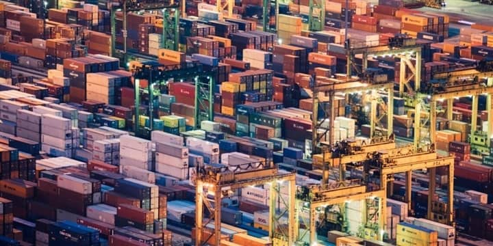 Trung Quốc thắt chặt chống COVID-19, kinh tế toàn cầu lao đao