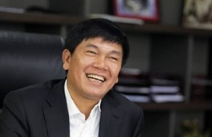 Con trai Chủ tịch Trần Đình Long đăng ký mua 5 triệu cp HPG