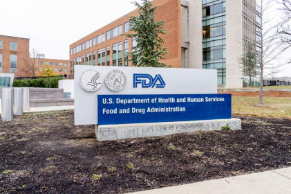 Mỹ: FDA cho phép tiêm tăng cường vắc xin Covid-19 cho một số đối tượng