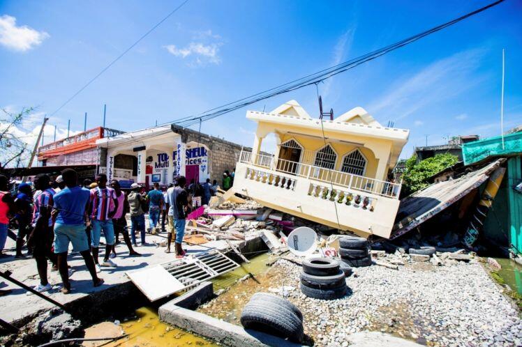 Gần 2.000 người chết và 1,2 triệu người bị ảnh hưởng do động đất ở Haiti