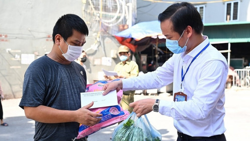 Hà Nội: Lao động tự do nhận hỗ trợ 1,5 triệu đồng, không cần về quê làm thủ tục
