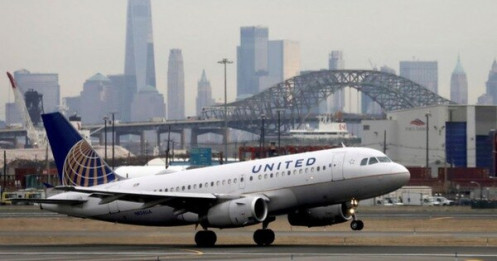 Mỹ giới hạn 40% công suất một số chuyến bay từ Trung Quốc