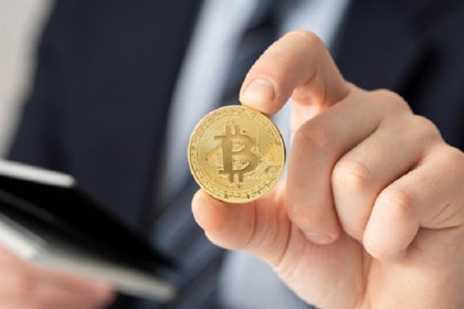 Giá Bitcoin hôm nay 24/8: Bitcoin vượt 50.000 USD, nhiều tiền ảo tăng 'bốc đầu’