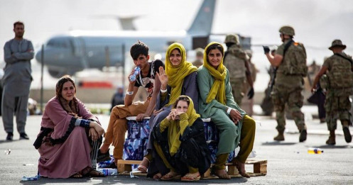 Châu Âu lo "bóng ma" khủng hoảng tị nạn khi chính phủ Afghanistan sụp đổ