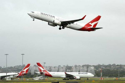 Hãng hàng không Qantas và Air New Zealand báo lỗ trước thuế