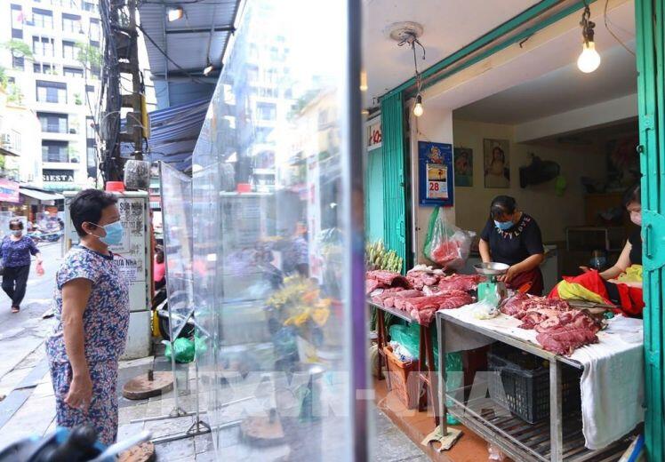 Chợ Hàng Bè (Hà Nội) mở cửa trở lại với diện mạo mới