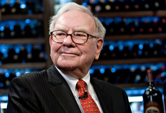 Tại sao Warren Buffett lại thích Apple đến vậy?