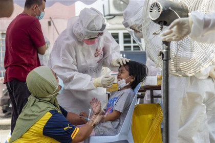 Hơn 219 triệu ca mắc COVID-19 trên thế giới, Hàn Quốc và Philippines tăng mạnh số ca nhiễm mới