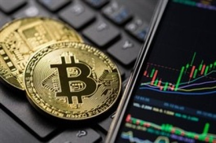 Bitcoin lên sát 52,000 USD, Solana lọt top 7 đồng tiền kỹ thuật số lớn nhất