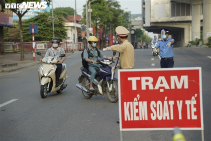 3 đợt giãn cách ở Hà Nội, gần 40.000 vụ ra ngoài không cần thiết bị xử phạt