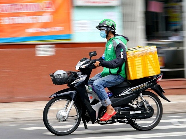 Hà Nội: Shipper được hoạt động trở lại, cần tuân thủ những điều kiện gì?