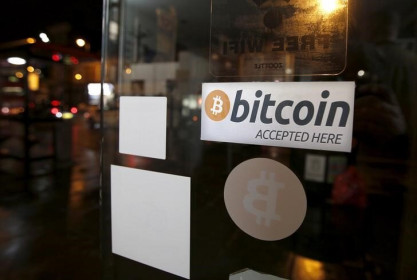 Bitcoin giảm 11% khi bị bán tháo trong phiên