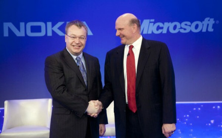 Nhìn lại gần 10 năm Microsoft thâu tóm Nokia và những bí ẩn xoay quanh thuyết âm mưu 'con ngựa thành Troy'