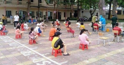 Thanh Hóa: Có ca nhiễm Covid-19 ngoài cộng đồng, nhiều trường cho học sinh nghỉ học