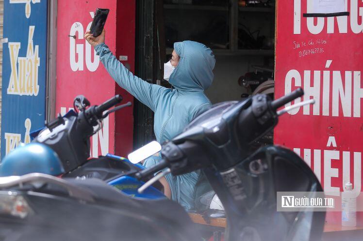 Dịch vụ sửa xe ở Hà Nội quá tải sau khi mở cửa trở lại