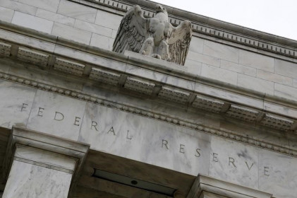 Chỉ số Dow tương lai tăng 180 điểm; Cuộc họp của Fed sắp kết thúc