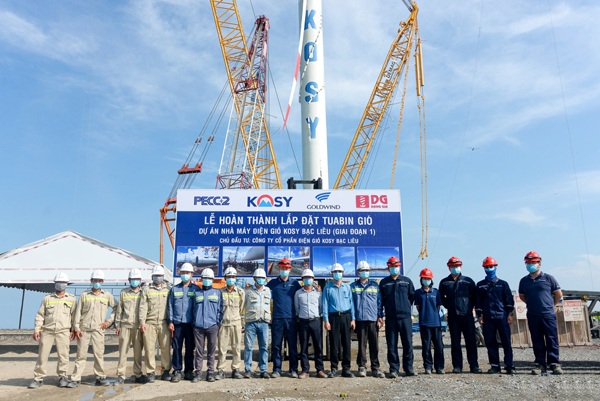 Nhà máy Điện gió Kosy Bạc Liêu hoàn thành lắp đặt tuabin