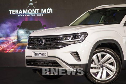 SUV Volkswagen Teramont nhập khẩu từ Mỹ về Việt Nam có giá bán 2,349 tỷ đồng