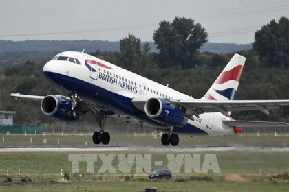 Các hãng hàng không châu Âu hoàn tiền vé máy bay bị hủy chuyến vì dịch