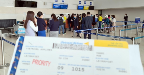 Đề xuất giá sàn vé máy bay nội địa: Hành khách sẽ chịu thiệt