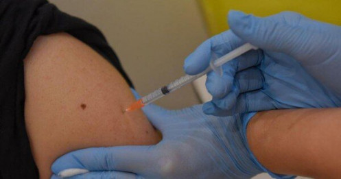 Singapore: Chỉ 0,5% số người tiêm đủ liều vắc-xin Pfizer và Moderna mắc COVID-19