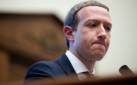 Facebook gặp sự cố, bao lần tài sản tỷ phú Mark Zuckerberg “bốc hơi“?