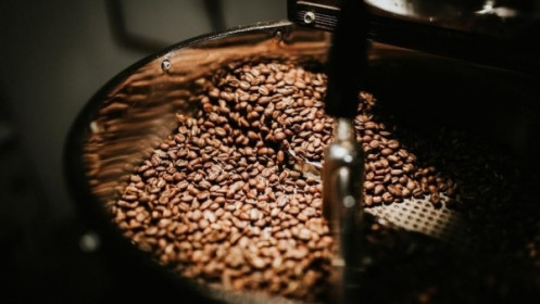 Giá cà phê hôm nay 6/10, Phiên tiếp theo sụt giảm trong tuần, tháng tăng thứ 10 liên tiếp của cà phê do lo ngại nguồn cung