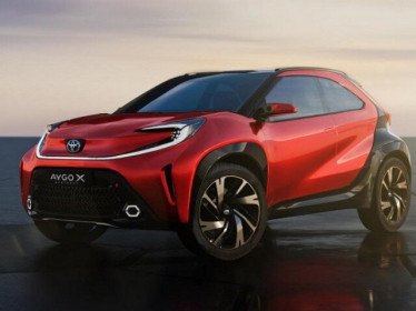 Crossover hạng A Toyota Aygo X thiết kế "độc lạ" dự kiến ra mắt vào tháng 11