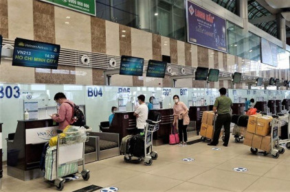 Vietnam Airlines thực hiện 7 chuyến bay nội địa trong ngày đầu trở lại