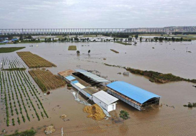 Lũ lụt kinh hoàng tại Trung Quốc: Ít nhất 29 người chết, hàng trăm ngàn người phải đi sơ tán