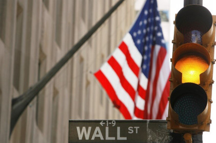 Phố Wall mở cửa tăng điểm một cách thận trọng trước mùa báo cáo thu nhập; Chỉ số Dow tăng