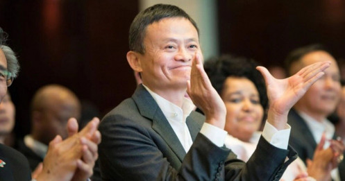 Jack Ma tái xuất sau một năm vắng bóng bất thường