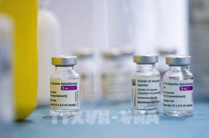 Australia sẽ ngừng sản xuất vaccine của hãng AstraZeneca