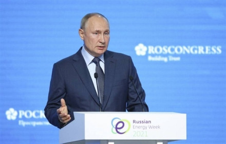 Ông Putin: Mỹ là nguyên nhân khiến châu Âu 'khát' khí đốt