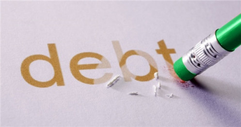 Ngân hàng giấu tài sản xấu bằng cách bán trả chậm tiền mua