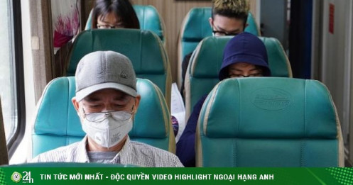 Chuyến tàu đầu tiên lăn bánh sau gần 2 tháng, giá vé thế nào?