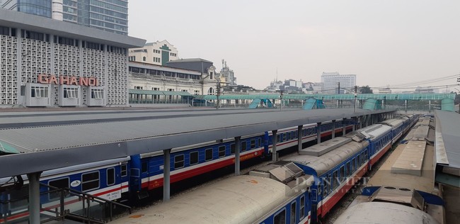 Đường sắt sẽ phải vay vốn để đưa 37 toa tàu cũ Nhật Bản giá 0 đồng về Việt Nam