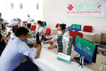 Lợi nhuận ngân hàng dần xám màu